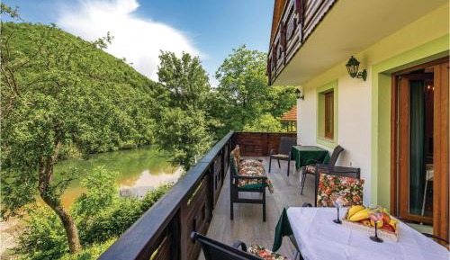 Three-Bedroom Vacation Home 