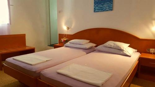 Double or Twin Room with Private Bathroom