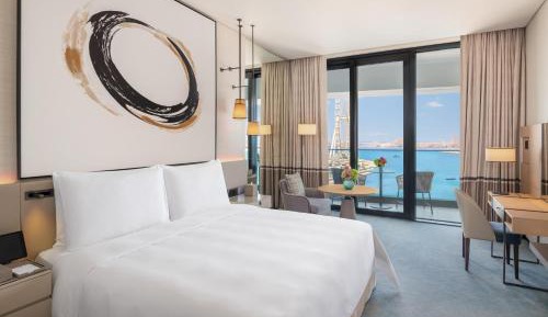 Deluxe Sea View Room with Balcony & World's Highest Infinity Pool Access