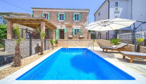 Villa with Sea View