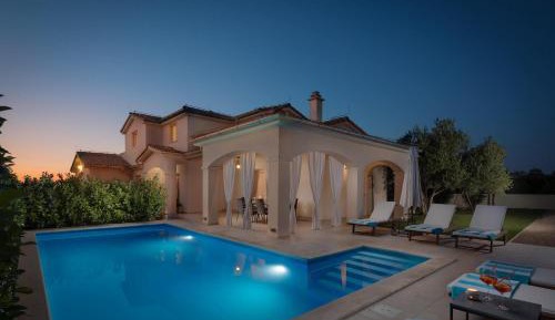 Villa with Private Pool