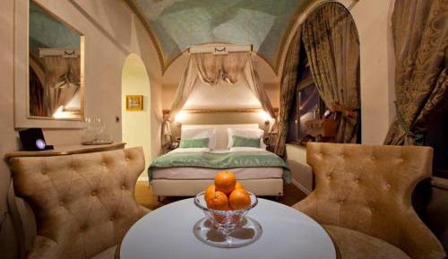 Superior Suite with Hot Tub