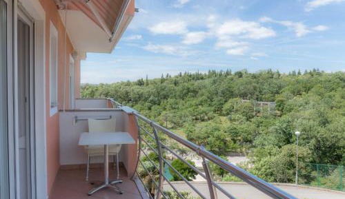 Studio with Balcony