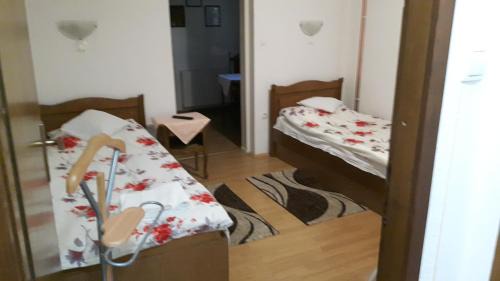 Twin Room with Private Bathroom