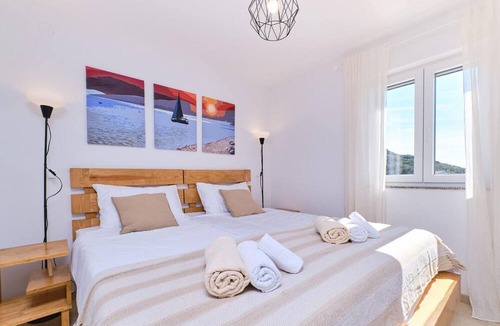 Miholascica House | Mea Cres Sea Villa