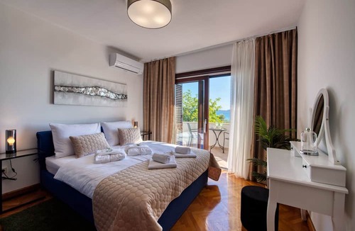 Diklo Villa | Villa Sonik