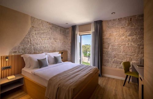 Preko Hotel | DUNATOVI DVORI Heritage Hotel
