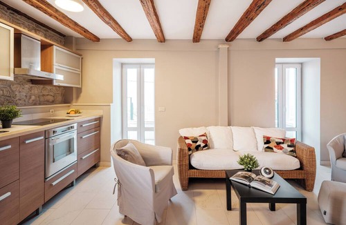 Supetar Hotel | Hotel Osam