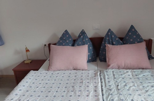 Bohinjska Bela Bed & Breakfast | SOBE RAVNIK