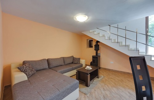Lanterna House | Holiday Home Ema Near Porec/w Terrace