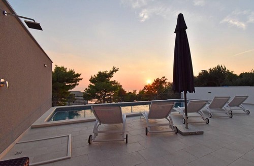 Veliko Brdo House | Villa Zoran