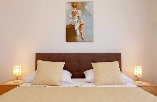 Vela Luka Apartment | Sunshine Apartment Doda