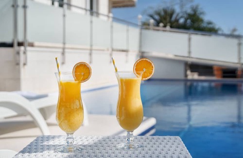 Kastel Luksic Hotel | Hotel Riva