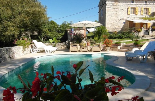Rakalj House | villa 'Vickovi' with shared pool