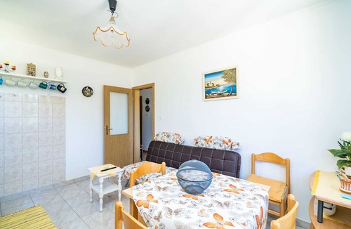 Lovorno Apartment | Apartment Laurel Leaf