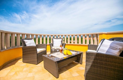 Sestanovac House | Villa "Mile" with heated pool, grill, and terrace
