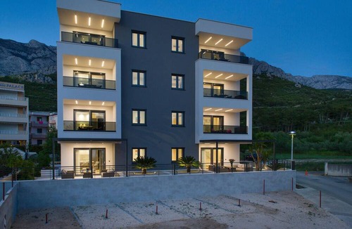 Promajna Apartment | Exclusive apartment in a dream location by the sea.