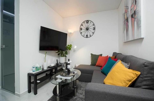 Velika Gorica Apartment | Modern & Luxury APT Zagreb Airport W/Free Wifi