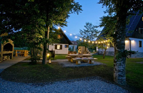Jezerce Cabin | Plitvice Holiday Lodge