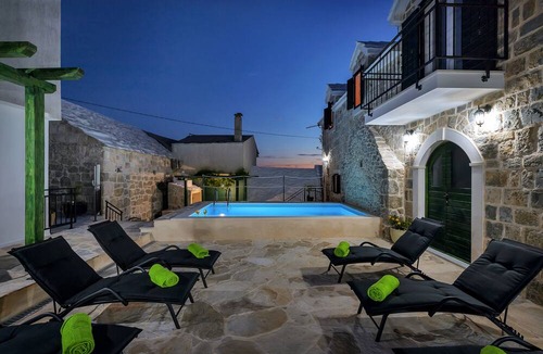 Baska Voda Villa | Villa Topolinath Pool