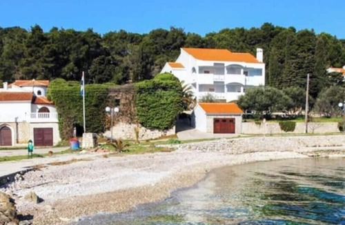 Lukoran Apartment | Magnolija Apartment, Sleeps 3