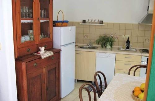 Vrboska Apartment | Draga - Traditional & in Center - A2