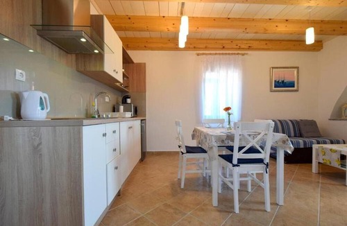 Skrbcici Apartment | Insula Insule - Rustic & Peaceful - SA2