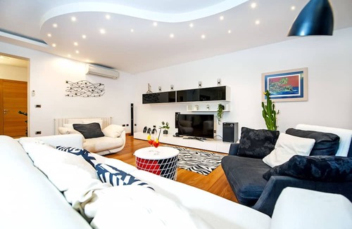 Rovinjsko Selo Villa | Villa Sky