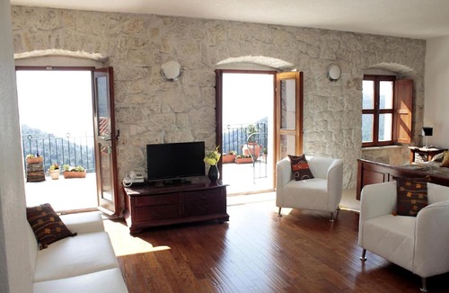 Zaostrog House | Villa Kapetan in Srida Sela with panoramic views