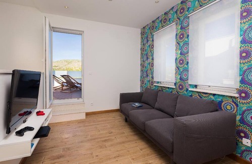 Dugopolje House | Stunning villa sofia with heatable pool