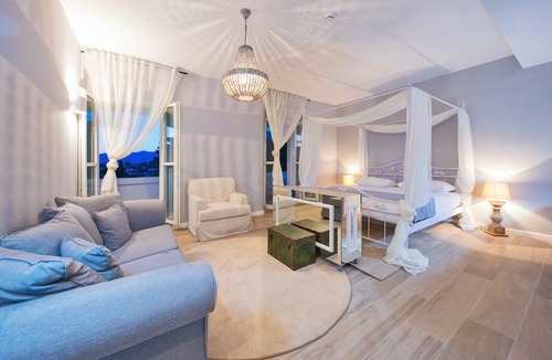 Cove Tri Zala (Zrnovo) Hotel | Aminess Vival Port9 Resort