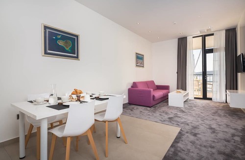 Seget Donji Hotel | Marina Baotić Apartments