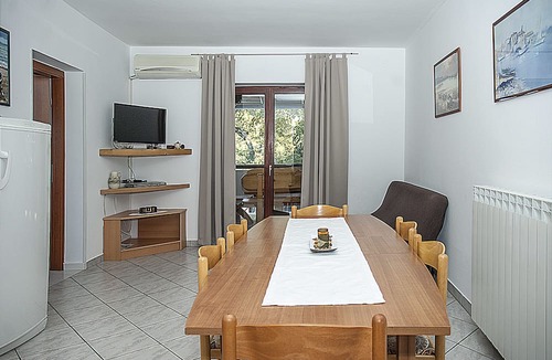 Buzinija Hotel | Villa Paolija