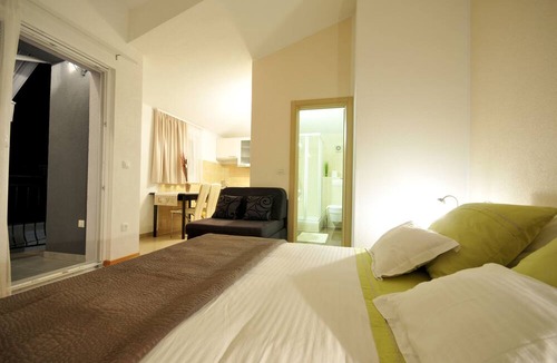 Trogir Hotel | Apartments & Rooms Villa Maslina