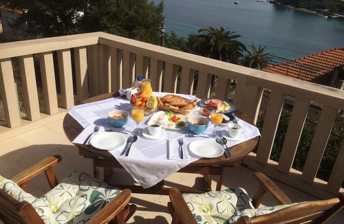 Lumbarda Apartment | Captain's Villa Sokol