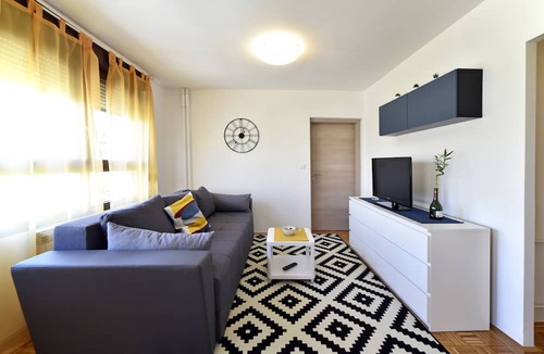 Novi Zagreb Apartment | Apartment Place4U