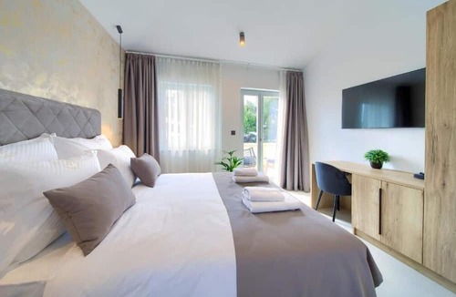 Krk Bed & Breakfast | Portella Inn