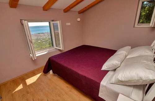 Kastel Luksic House | Stone House Bay View - Kaštel Lukšić