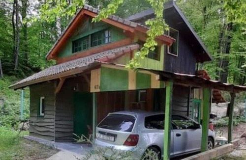 Samobor House | Holiday Home Green Side Cottage