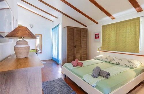 Dubrava Apartment | Olive-sunset Haven in Zuljana