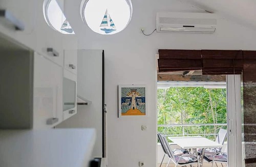 Dubrava Apartment | Marinero-sea Breeze Escape in Zuljana