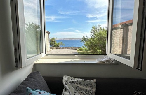 Baric Draga Apartment | Charming Apartment in Lukovo Šugarje With Mountain Views