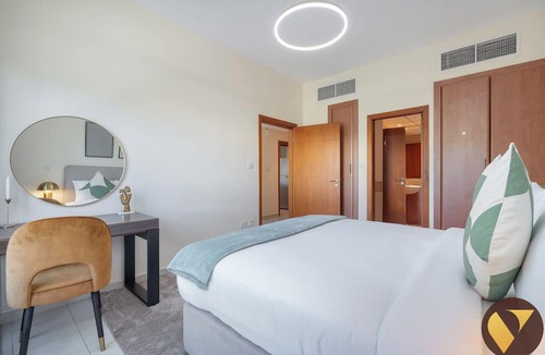 The Greens Apartment | Vogue | Al Dhafrah 2 Greens near Mall of Emirates