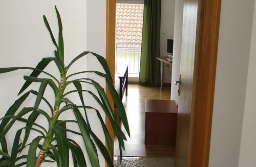 Podstrana House | Pink Inn
