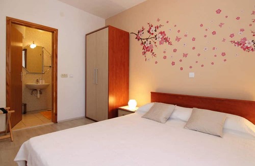Krizna luka Apartment | Apartments Pera