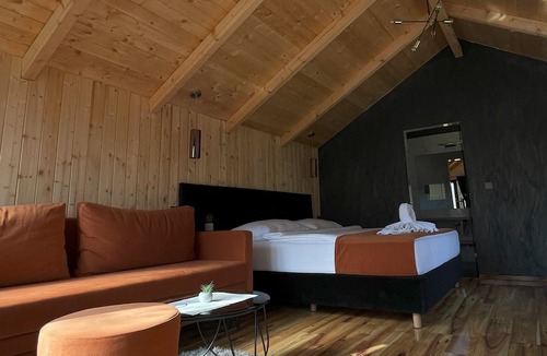 Sveti Martin na Muri Bed & Breakfast | Glamping Resort Halicanum