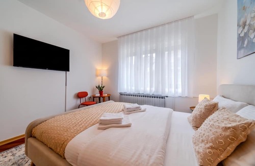 Zagreb Apartment | Family Friendly Apartment With Parking