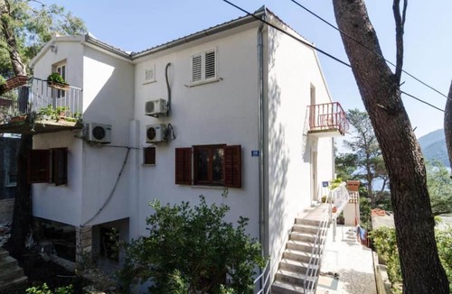 Sobra House | Guest House Sobra 38