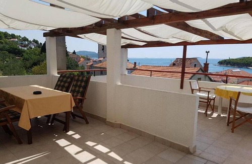 Prvic Luka Apartment | Apartment Luca