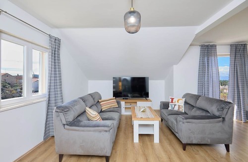 Cilipi Apartment | Apartment 2Home
